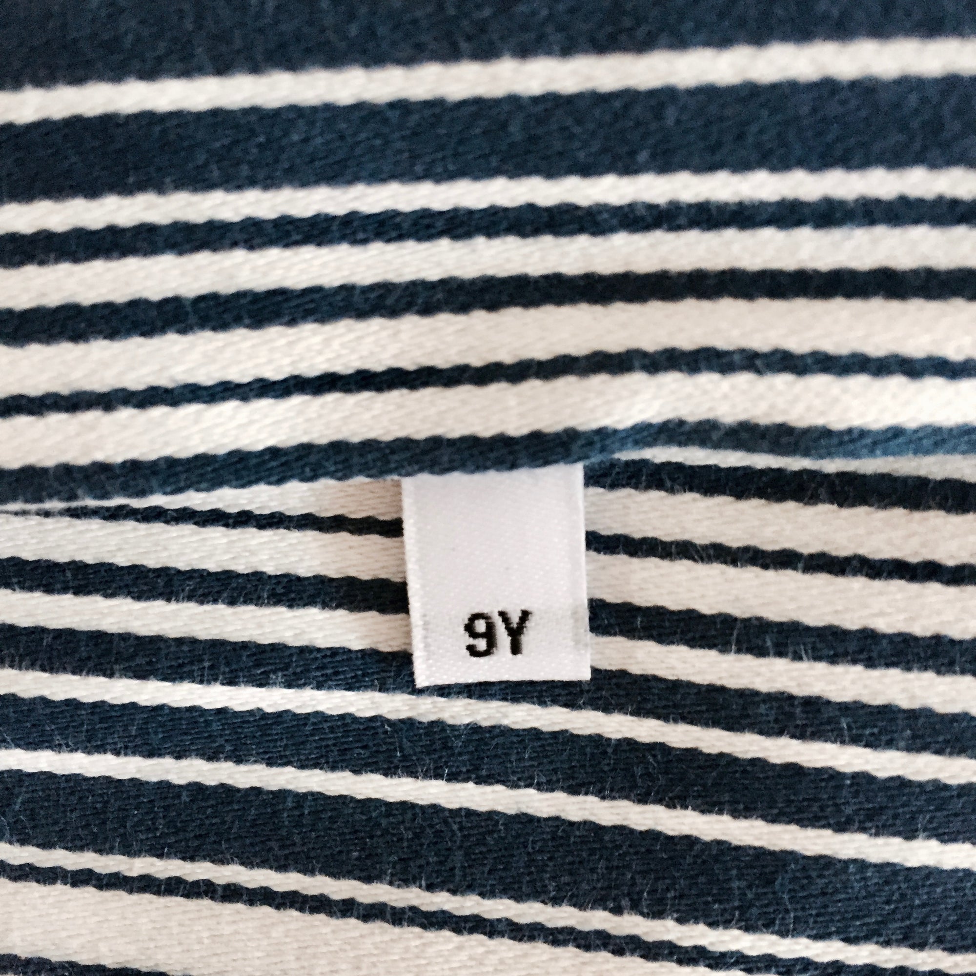 Children Clothing Size Labels in Years (White 2Y-9Y)